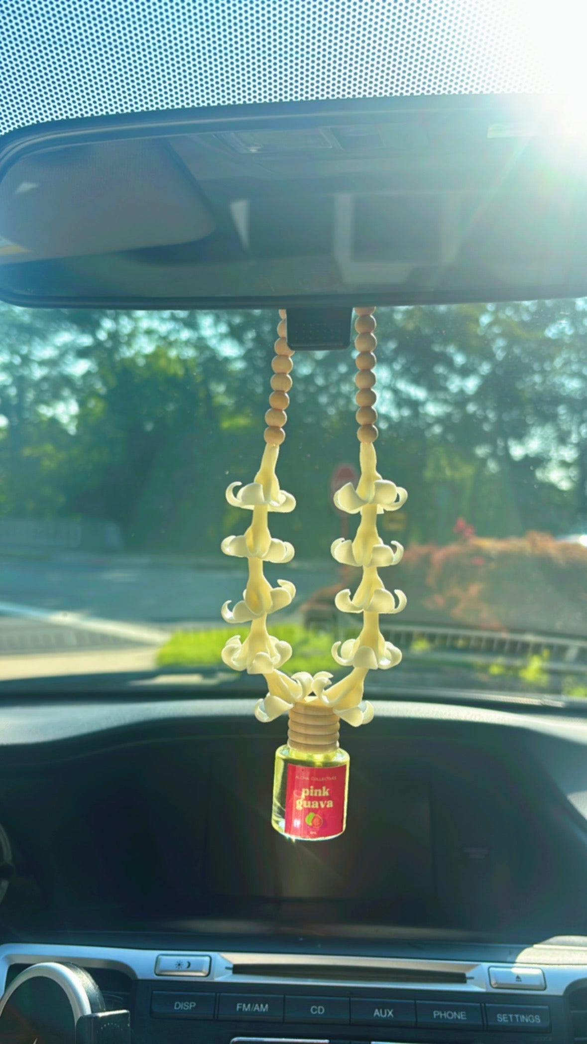 Car Diffuser  lei