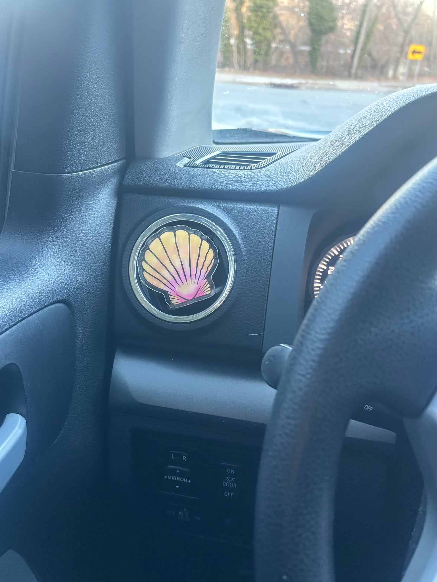 Shell Car Vent Clips, Unscented