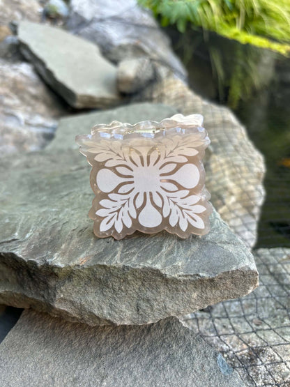 Mini quilt claw clip, Cream