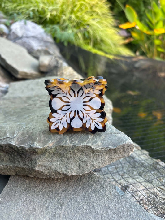 Mini quilt claw clip, Tortoise
